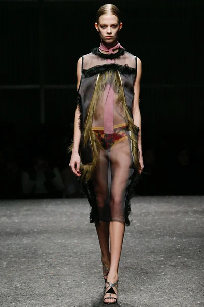 Look 45